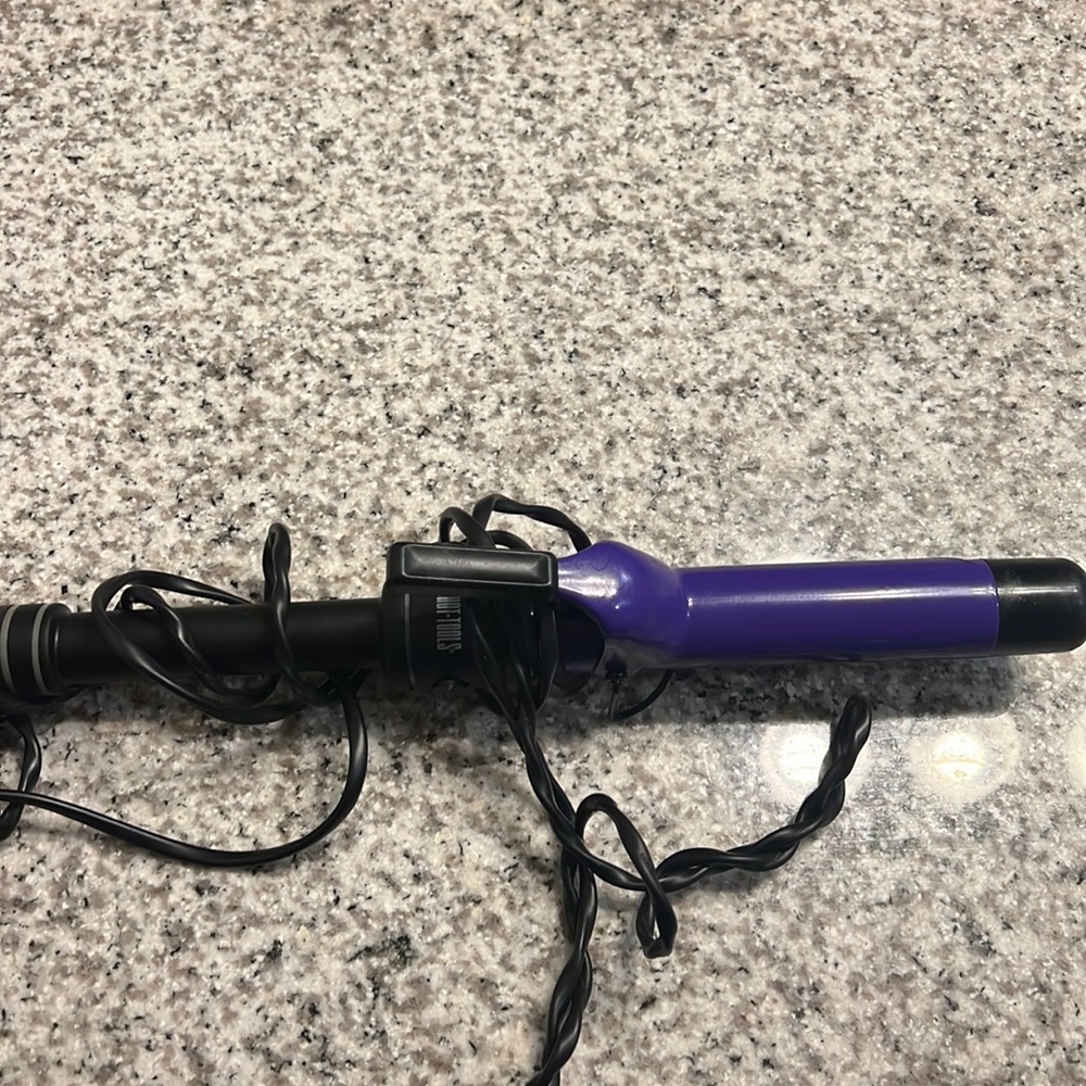 Hot tools Curling iron